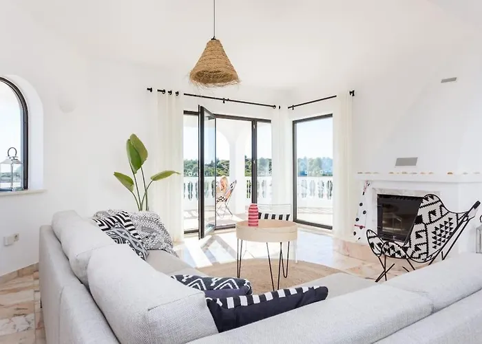 Ocean View Вилла Буденш